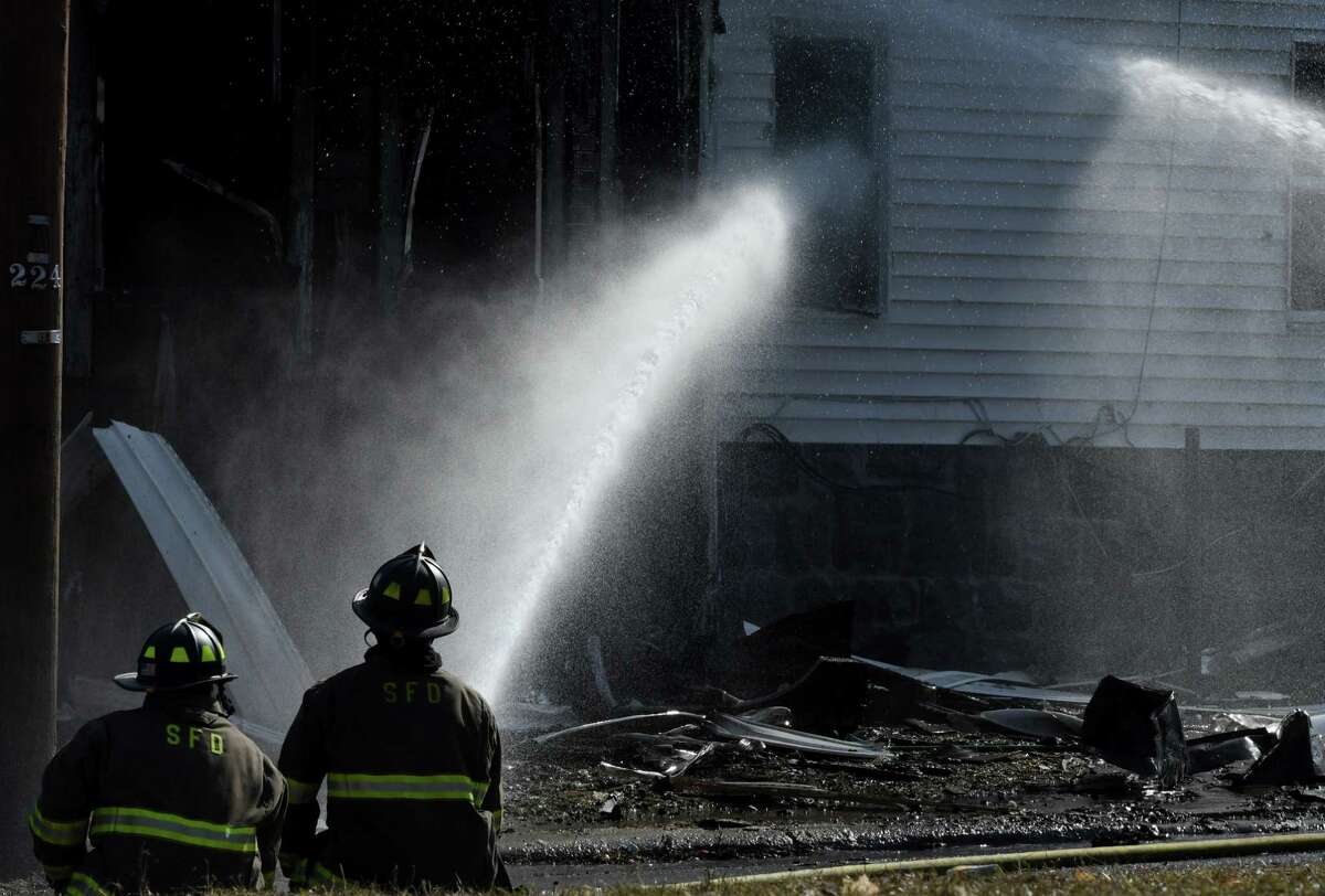 Two houses wrecked in Schenectady fire