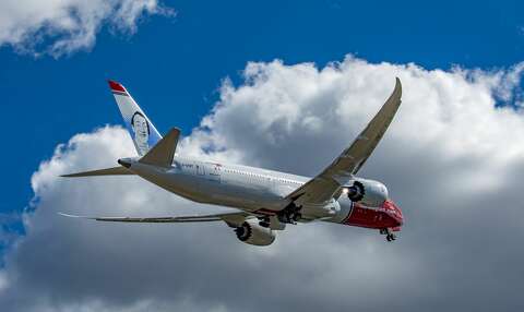 Low Fare Norwegian Air Gets A Boost Sfgate