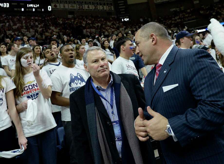 Big East Presidents Vote To Add Uconn As Member New Haven Register