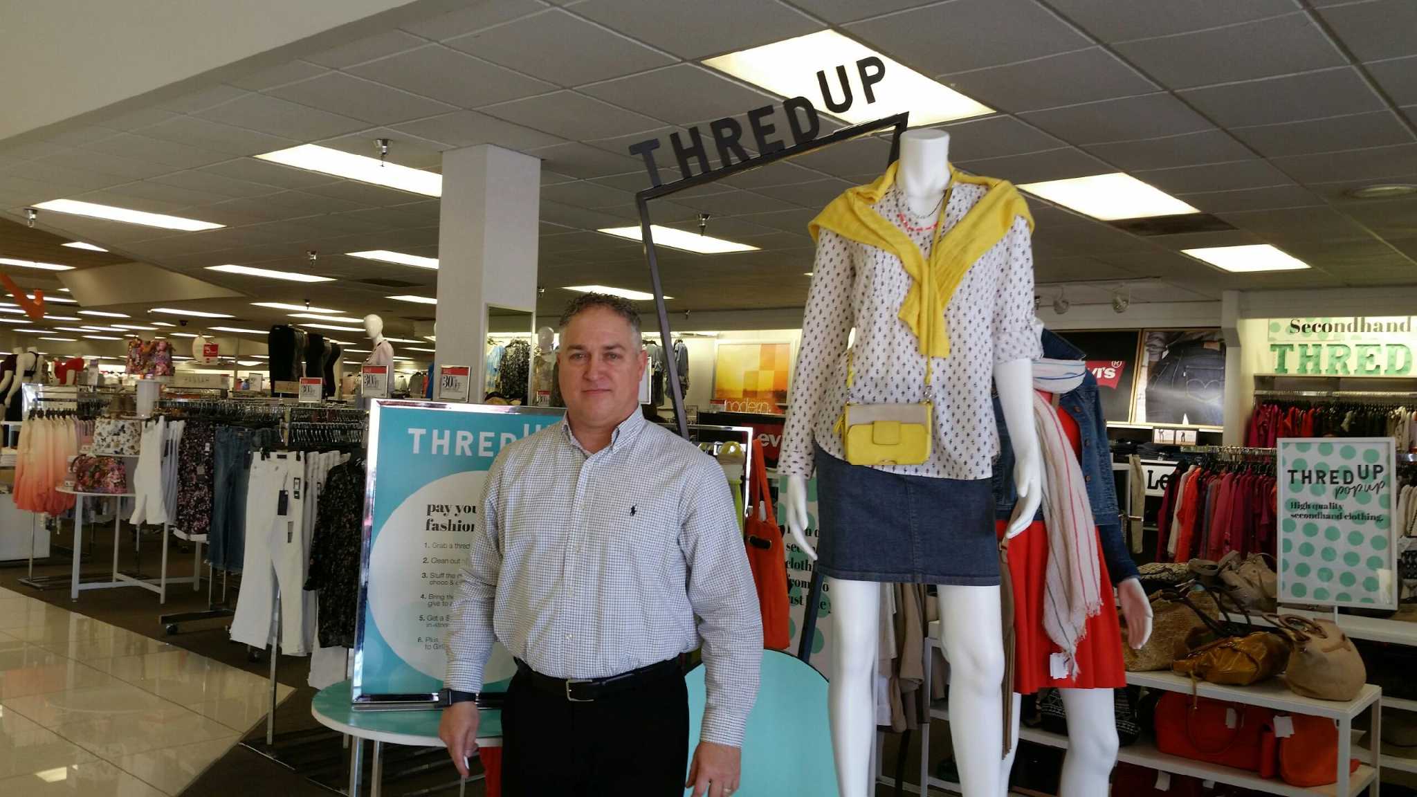 Palais Royal in Tomball teams up with consignment store for charity