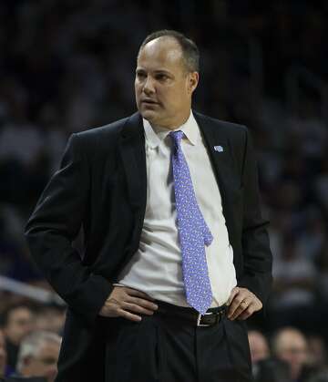 Cal Moves Quickly In Hiring Men S Basketball Coach Mark Fox