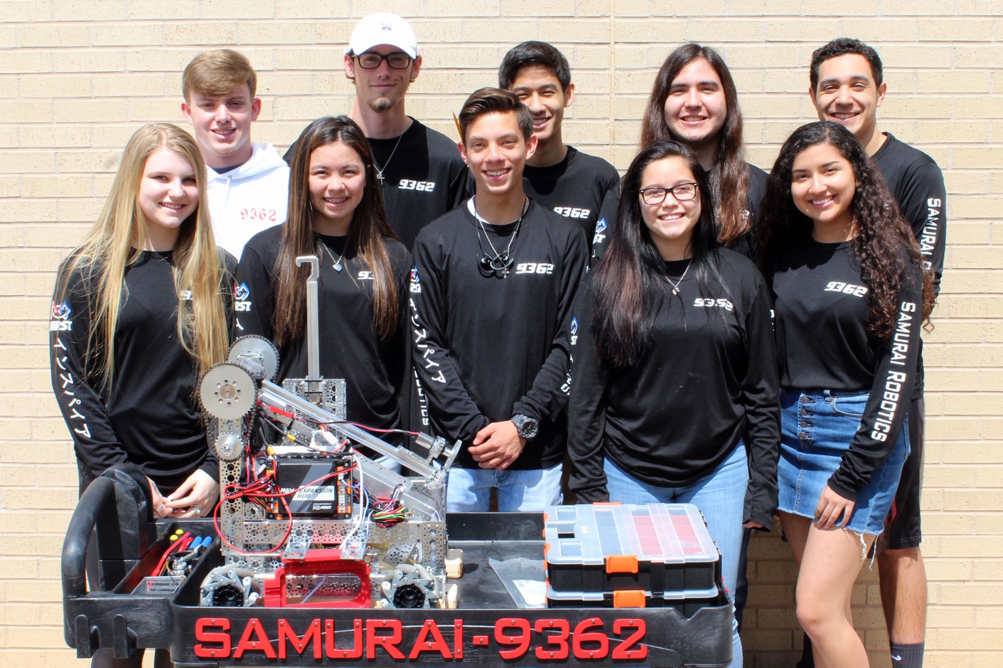 Lee robotics to compete at state, world championships