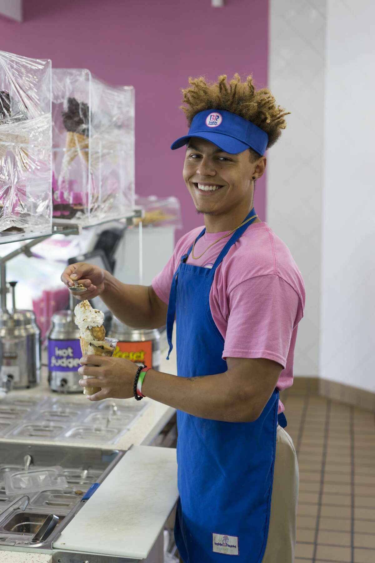 Frozen Desert & Smoothie - Overall Cleanliness 1. Culver's - 71% 2. Cold Stone Creamery - 65% 3. Baskin-Robbins - 54% 4. Dairy Queen - 47% Source: Market Force Information