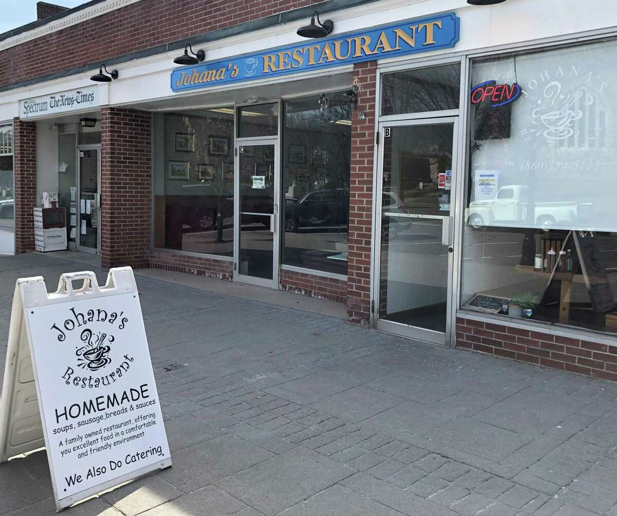 Johana's Restaurant expands in New Milford