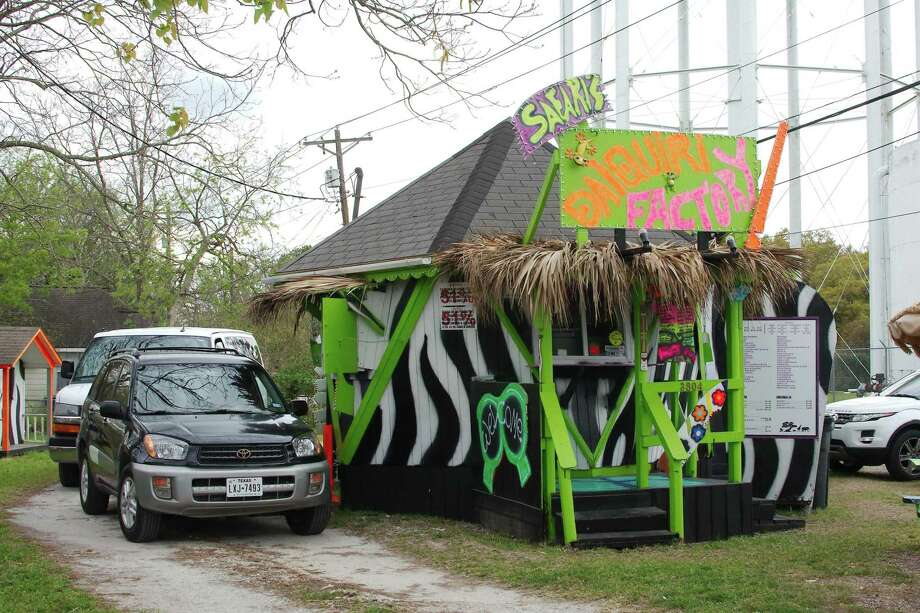 Dickinson snowcone stand adds drivethrough daiquiris Houston Chronicle