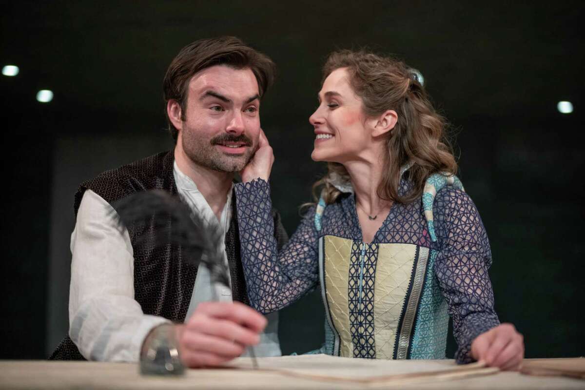 Christian Ryan and Jenny Strassburg in "Shakespeare in Love." photo: Richard Lovrich