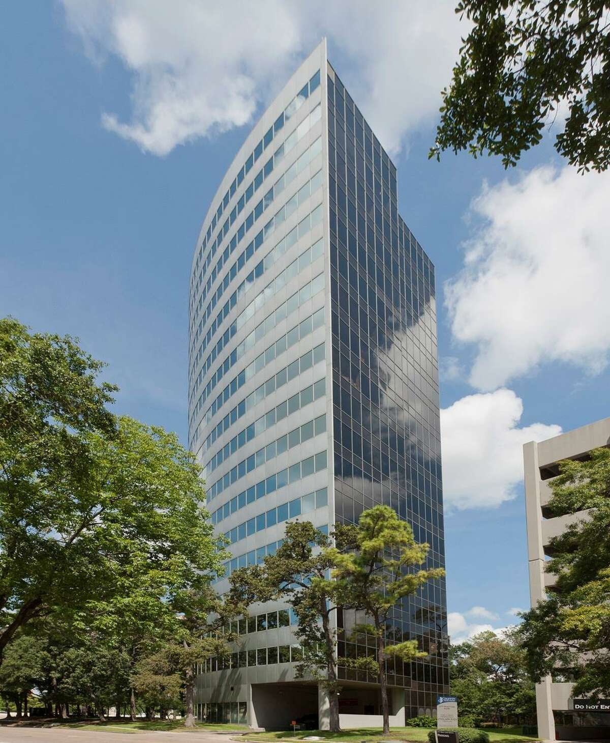 Hicks Ventures and Taconic Capital Advisors plan improvements to 1177 West Loop South. The building was purchased from Dallas-based Spire Realty Group.
