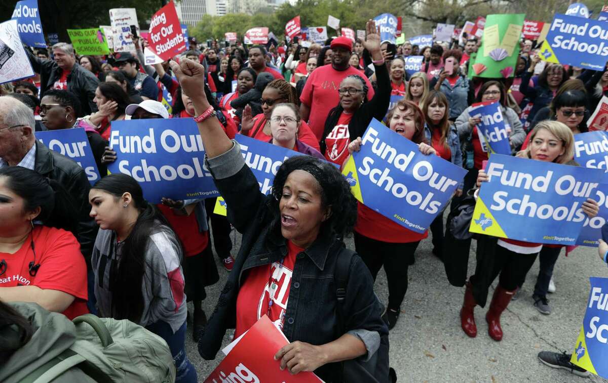 Retired Texas teachers may get extra pension checks, after a decade