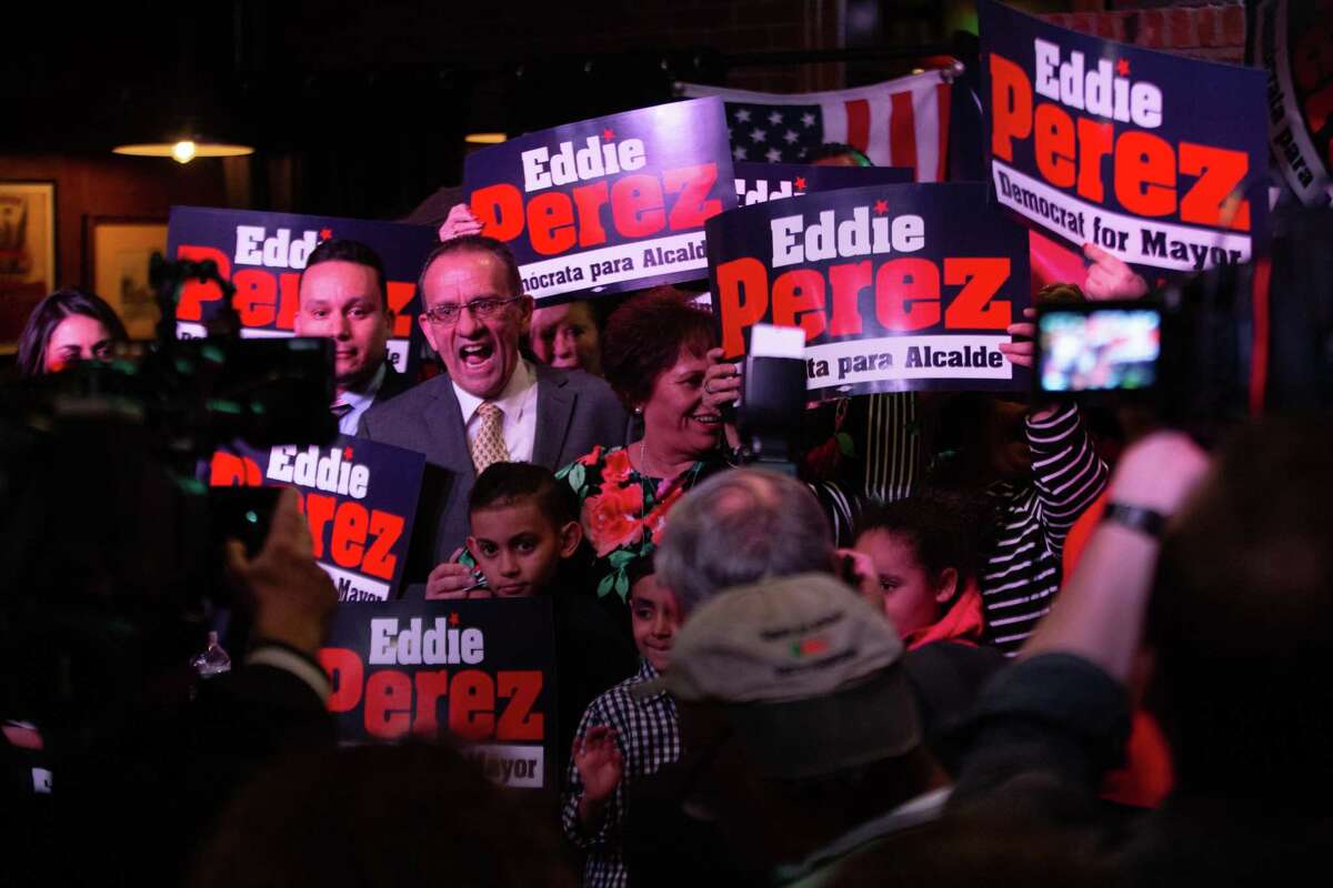 Eddie Perez announces his run for Hartford mayor on Thursday night.