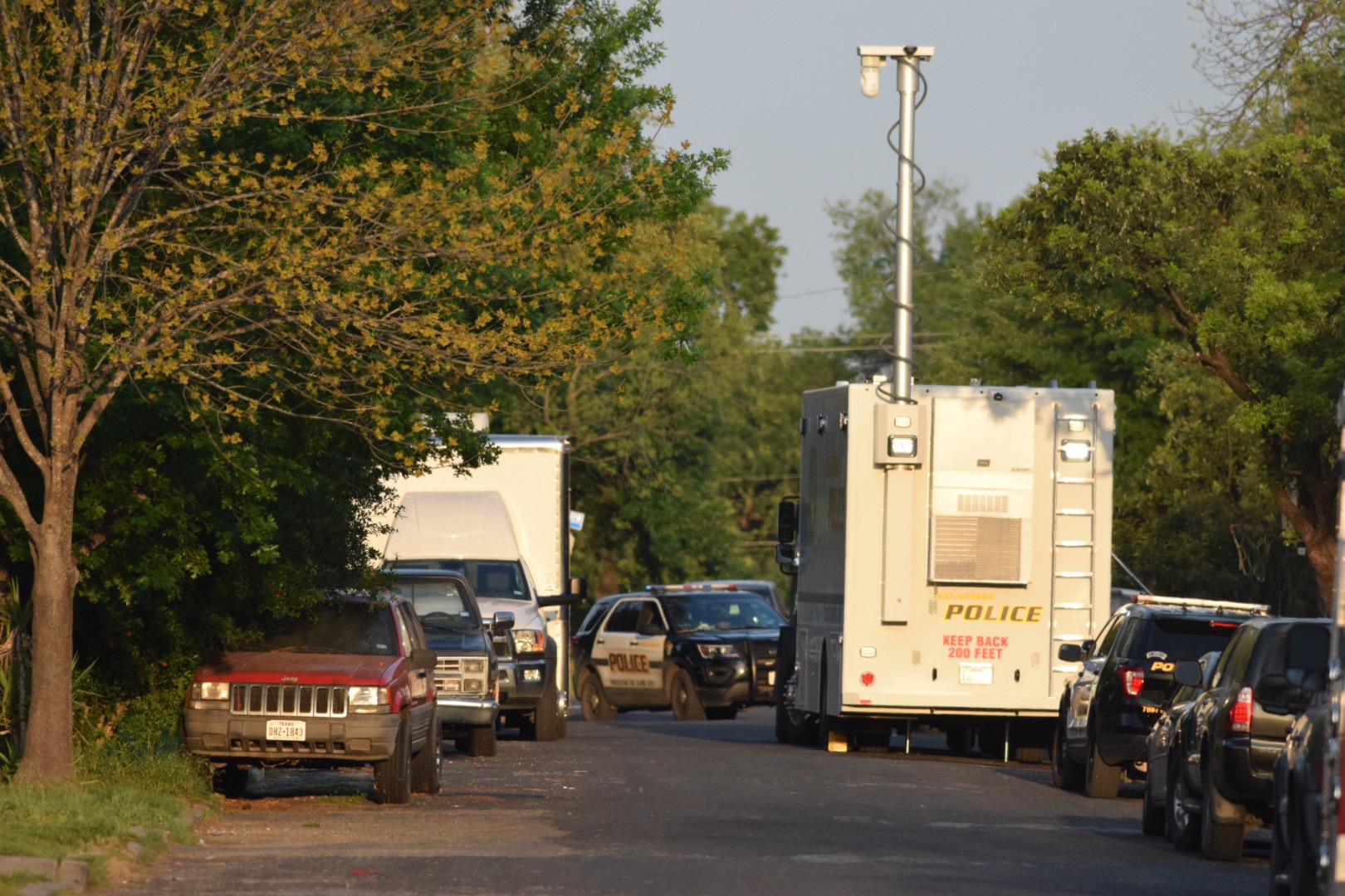 Man arrested after 21hour standoff in San Antonio identified