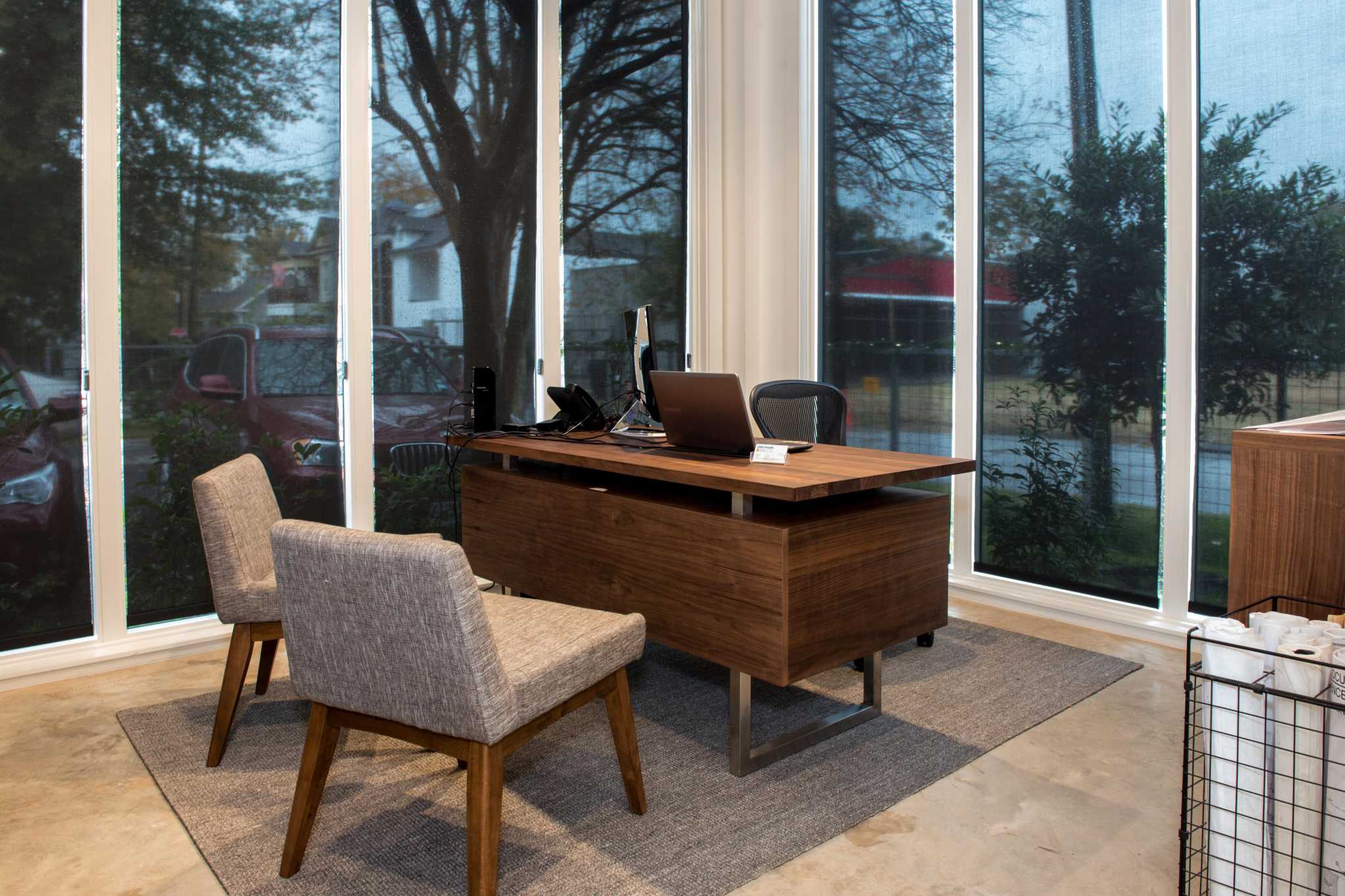 Contractor creates space with two front doors: one for home, one for office