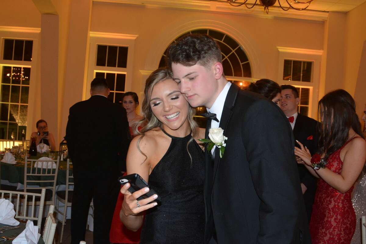 SEEN Notre Dame West Haven prom 2019
