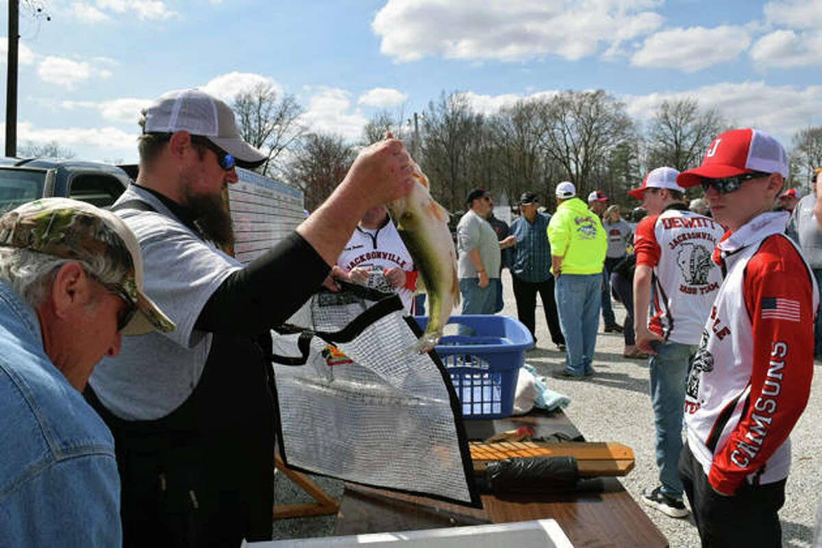 Slideshow JHS Bass Fishing Tournament