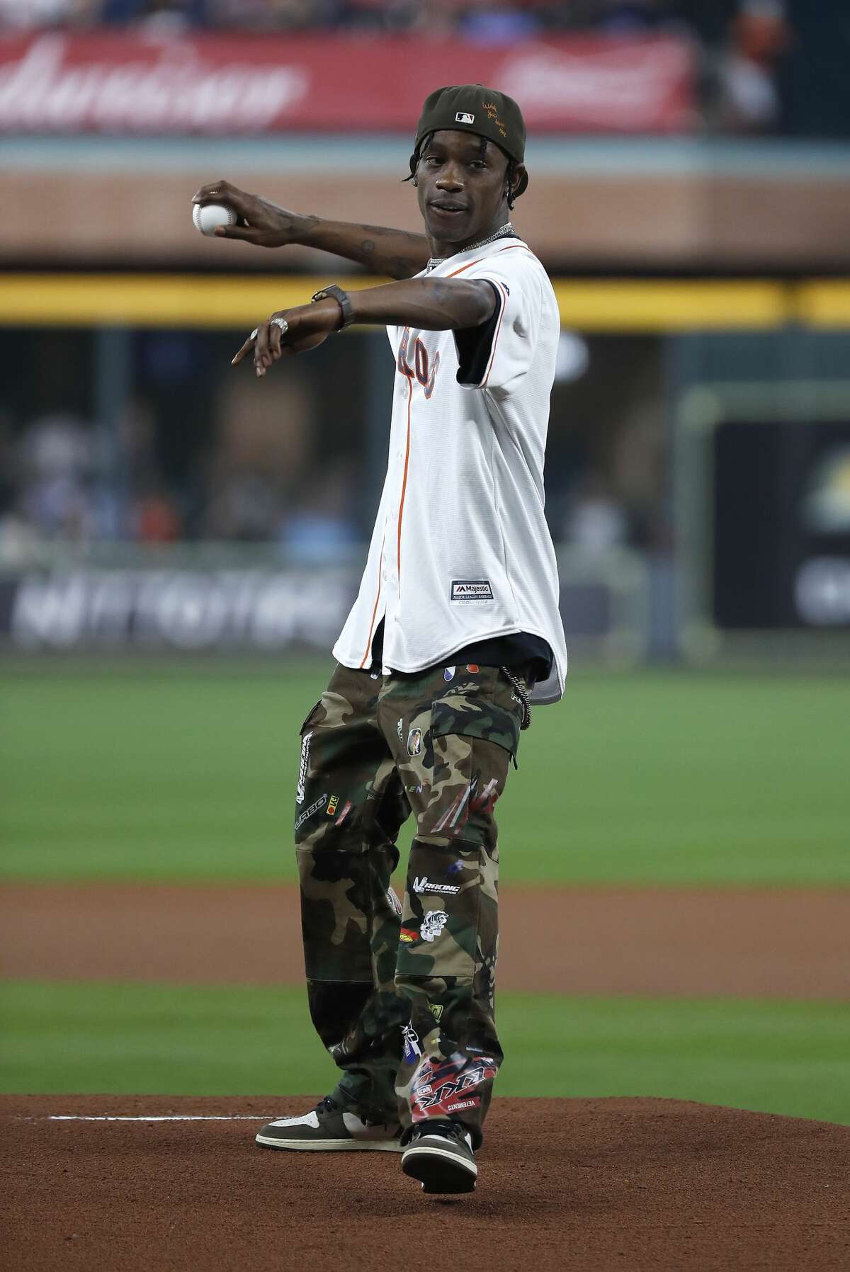 Astros wear Travis Scott's limited edition hats