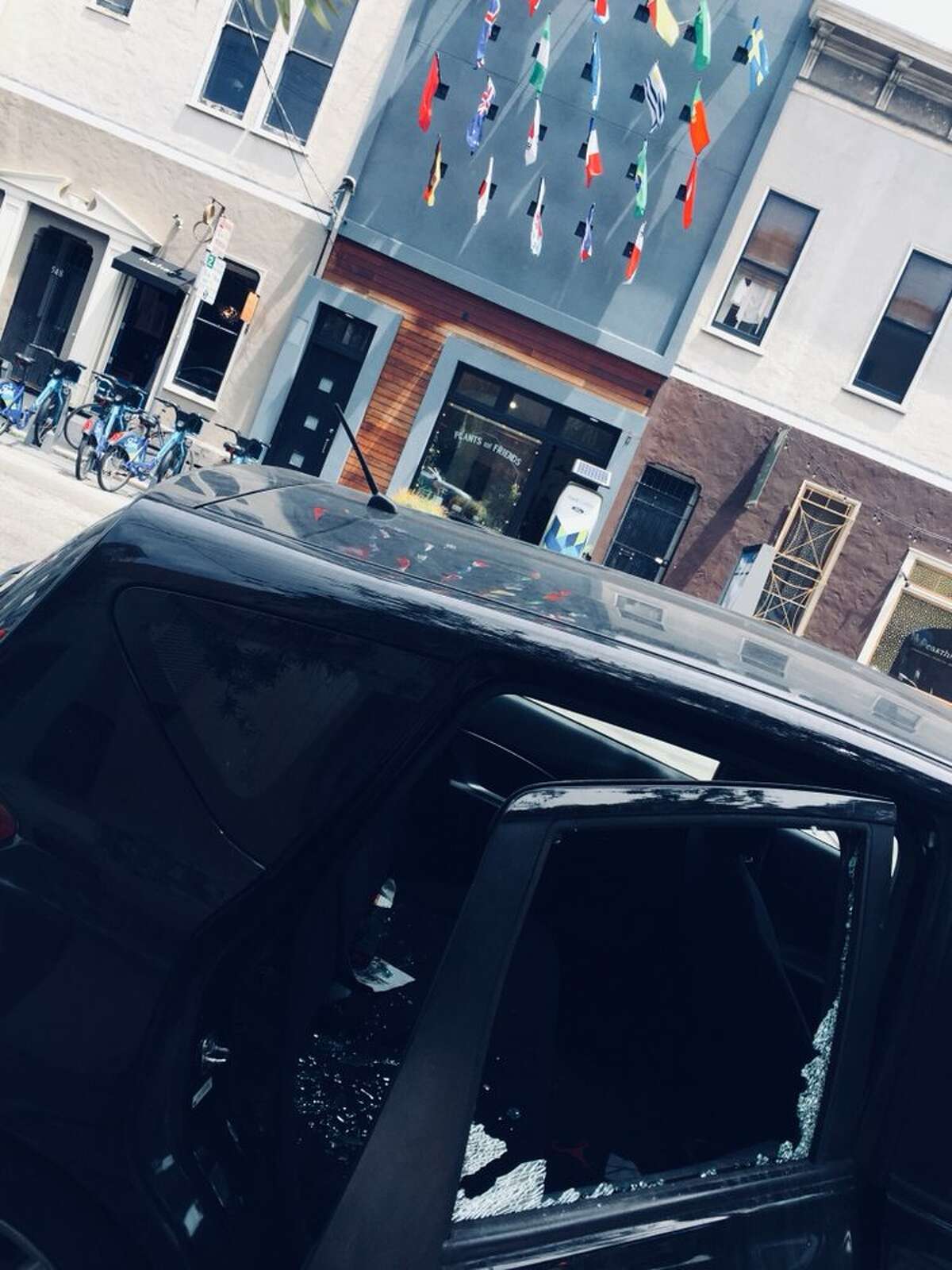 The best places to get your car window replaced after a breakin in San