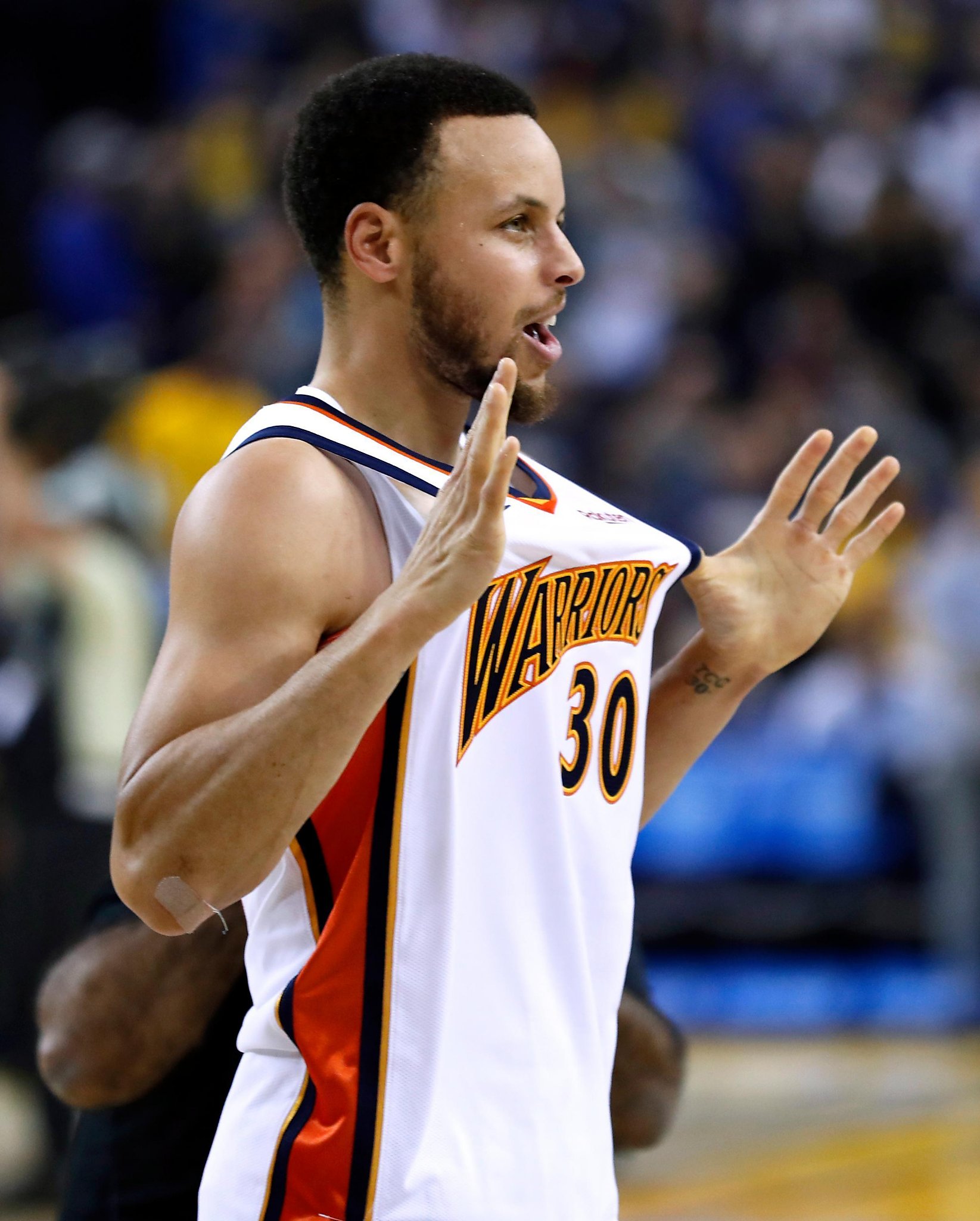 Warriors Jersey : Nike Icon Swingman NBA Stephen Curry Golden State Warriors ... - The jerseys the team wears night in and night out.