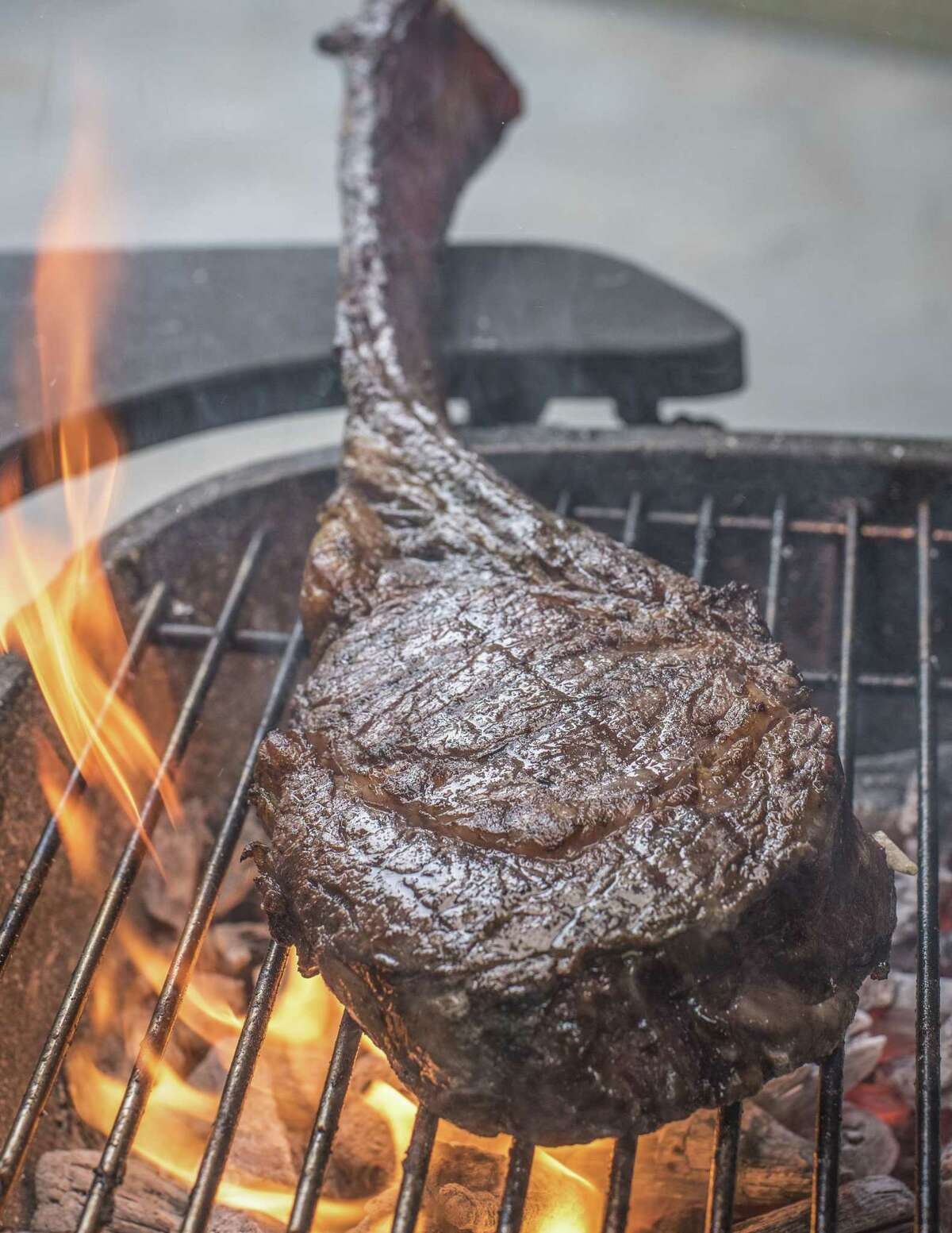 "Franklin Steak" by Aaron Franklin and Jordan Mackay is a new guide for cooking a perfect steak.