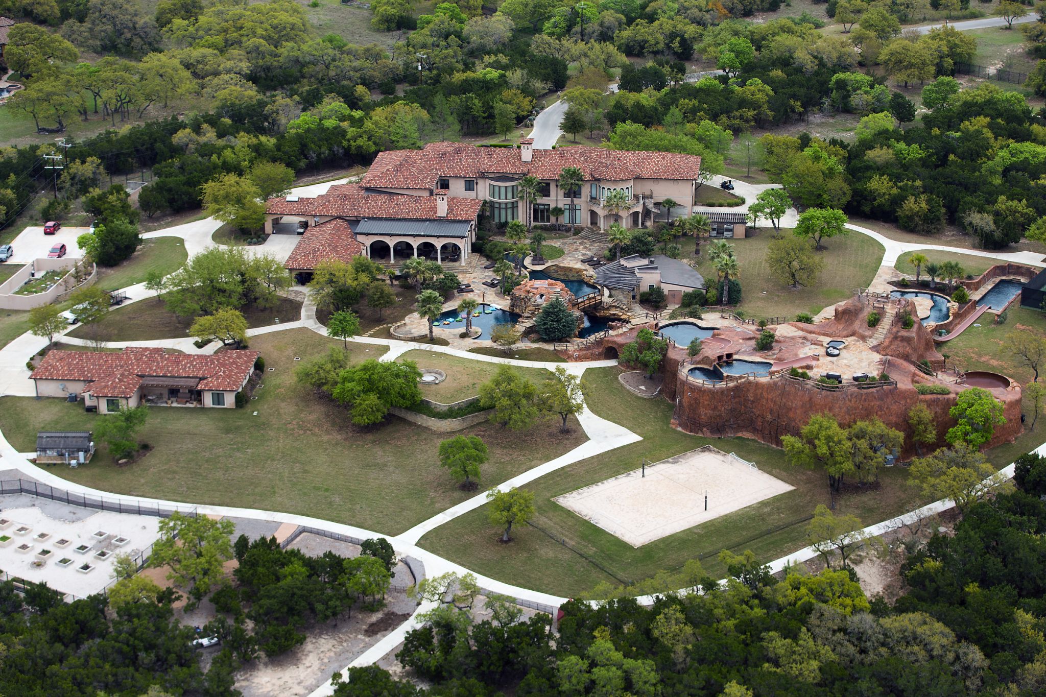 Expansive estate of San Antonio Spurs legend Tony Parker is officially
