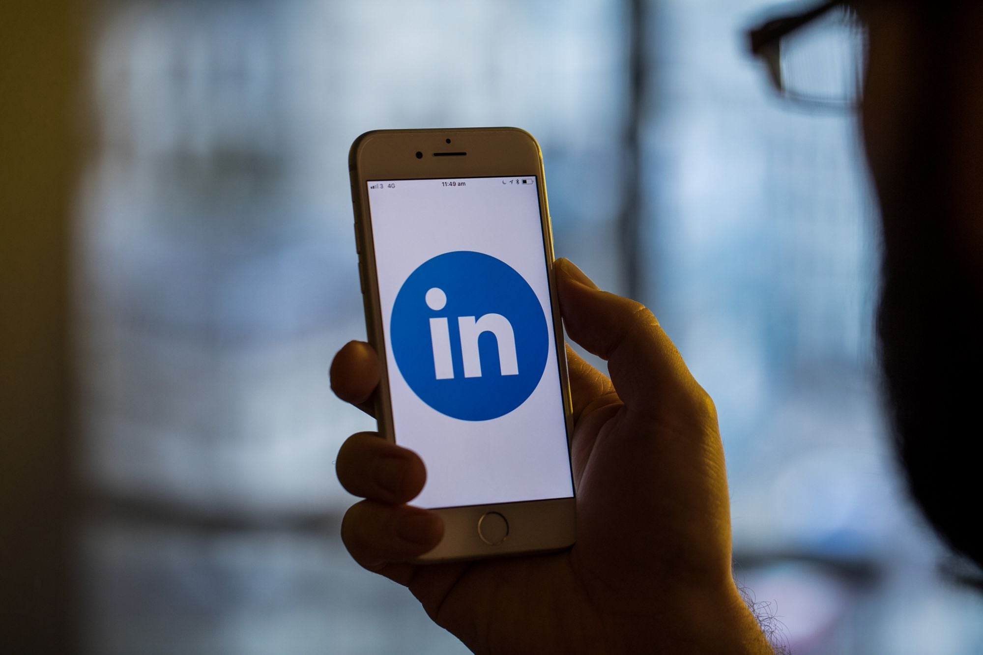 The LinkedIn Trap: Balancing Personal Branding and Public Cringe