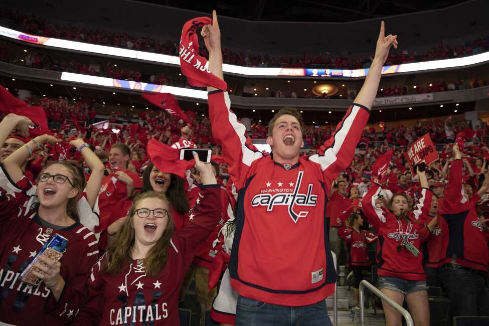 Couch Slouch S Cold Heart Tries To Warm Up To Nhl
