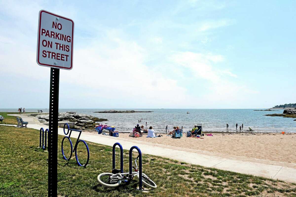 Milford beach parking increases to 20 for nonresidents