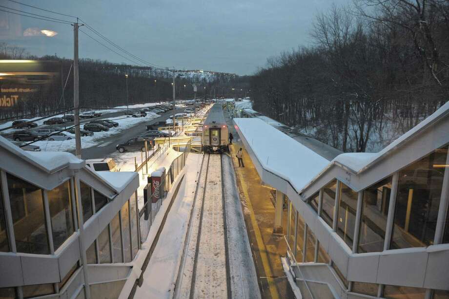 Danbury Looks For Faster Train To New York City Newstimes