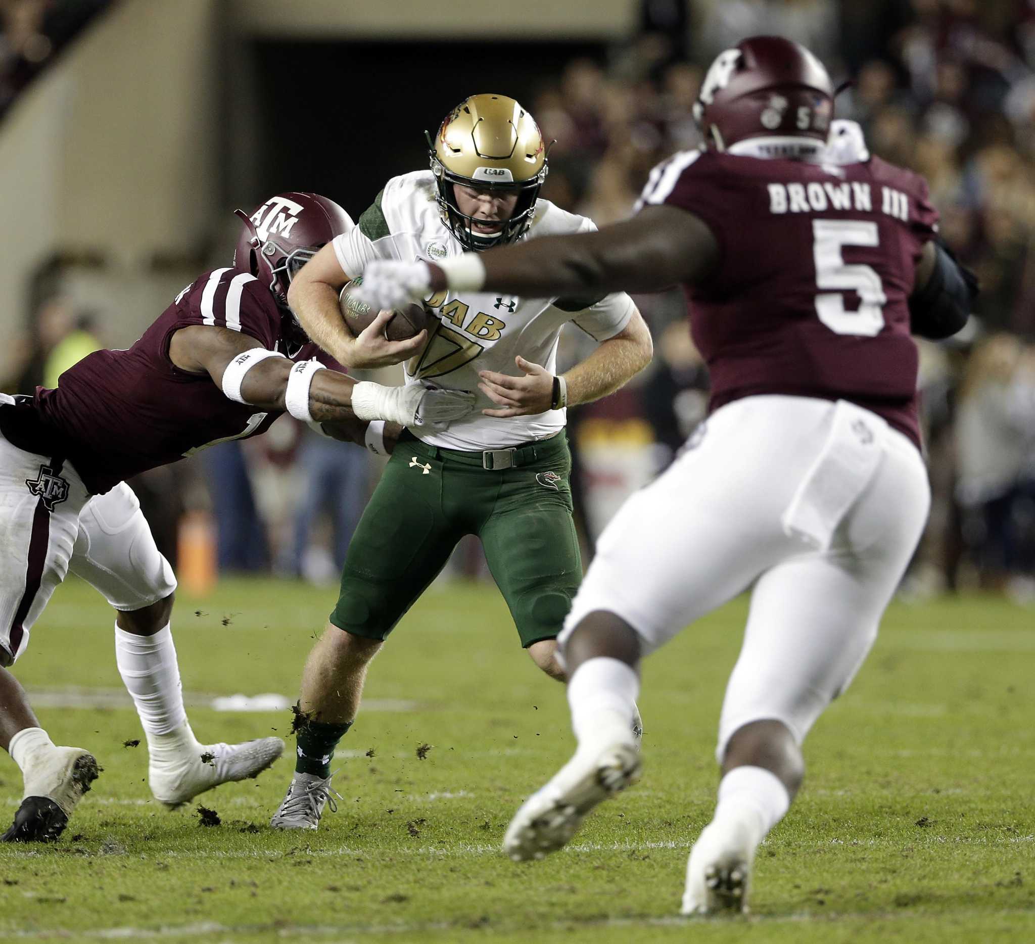 Texas A M Going Big On Offense With Bobby Brown Houstonchronicle Com