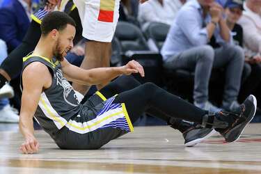 Warriors Stephen Curry Gets Hurt Why Was He Even Playing