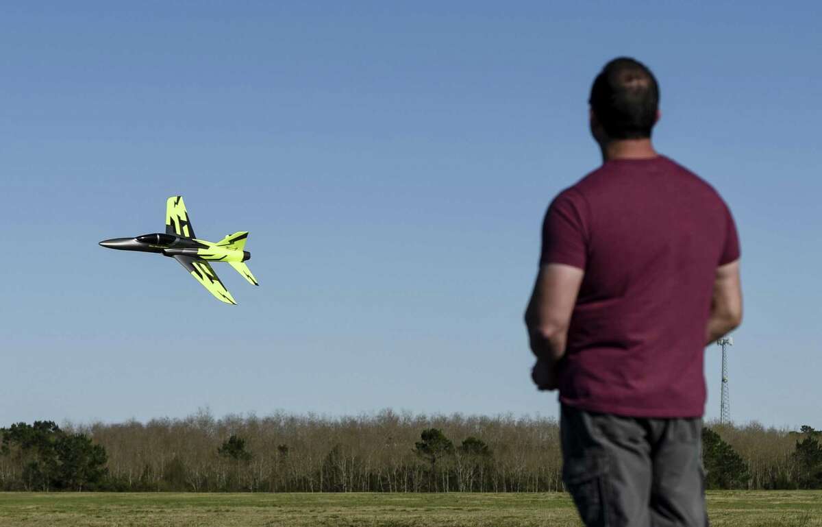 jet powered model aircraft