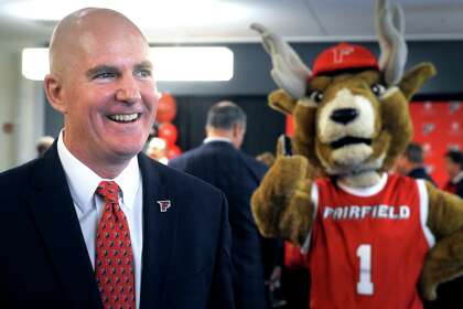 Former Uconn Assistant Patrick Sellers Added To Fairfield Staff