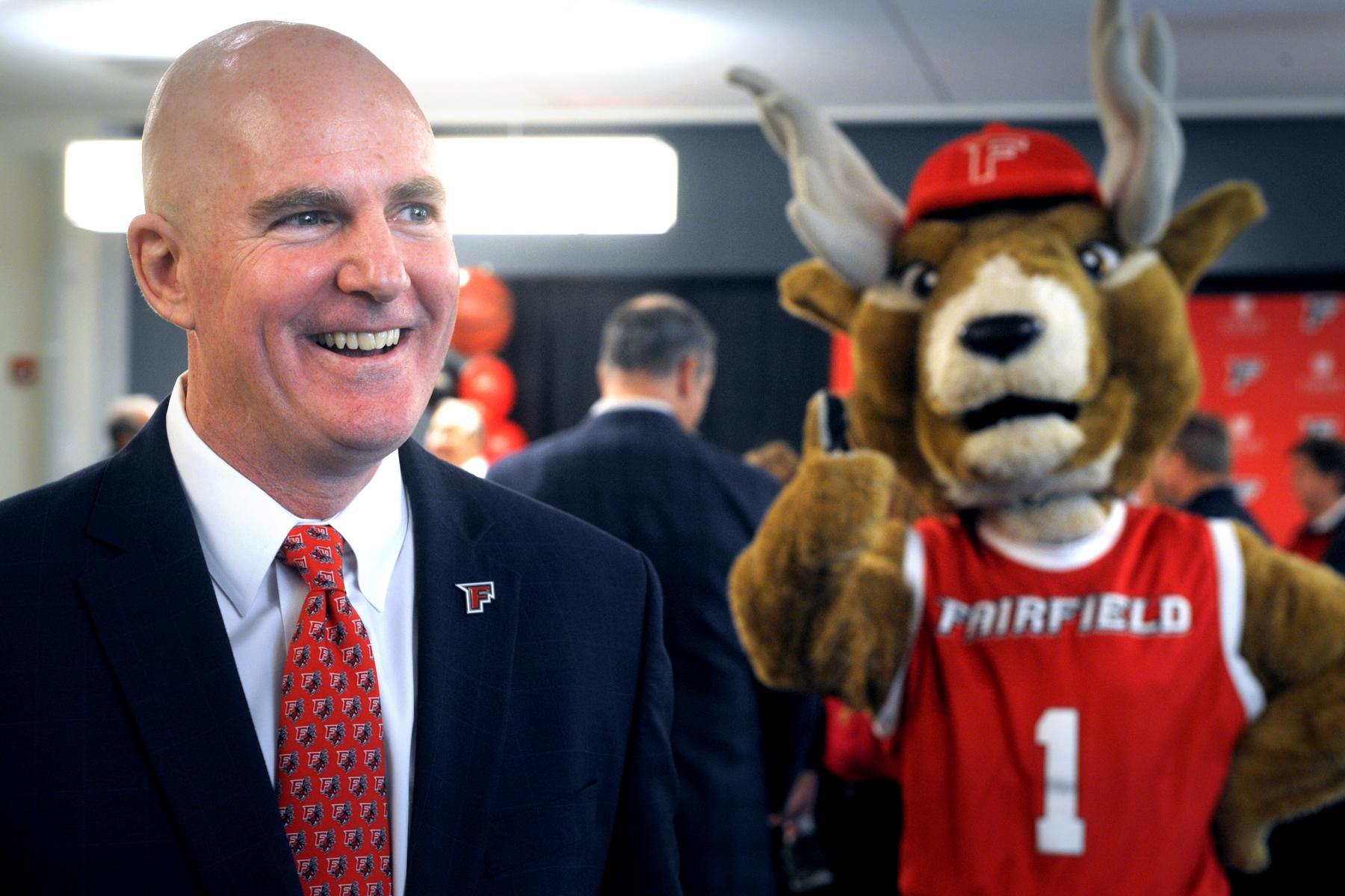 Former Uconn Assistant Patrick Sellers Added To Fairfield Staff