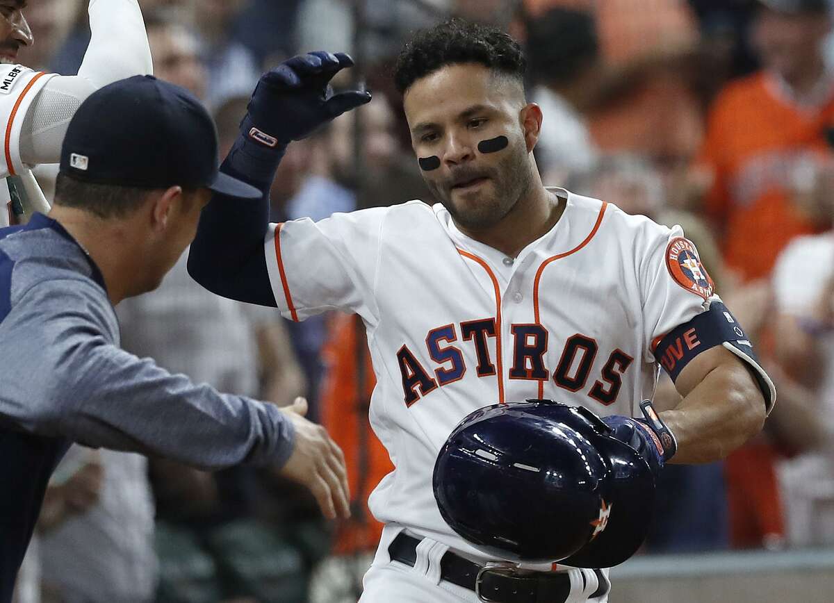 José Altuve in vintage form during AstrosYankees series