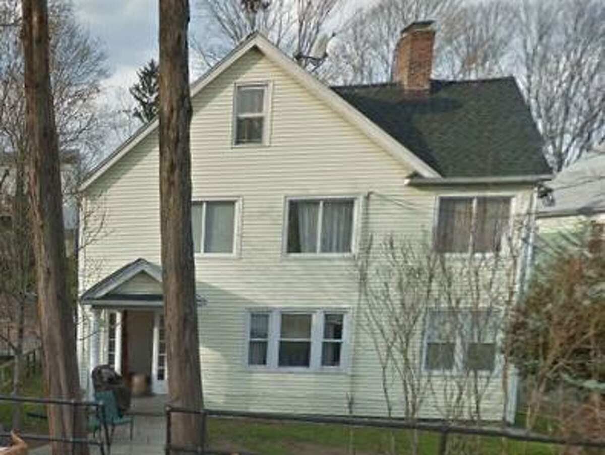 Rock Spring Road home sells for 580K in Stamford