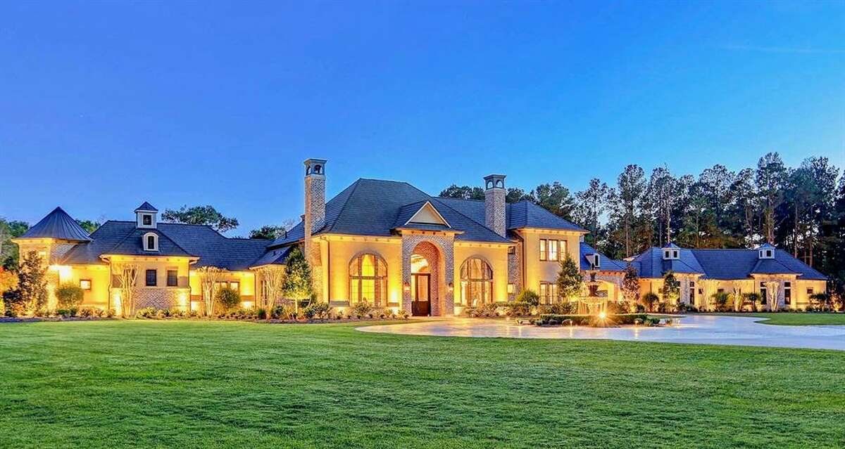 Recently listed 2.5M Crosby ranch comes with its own mini water park