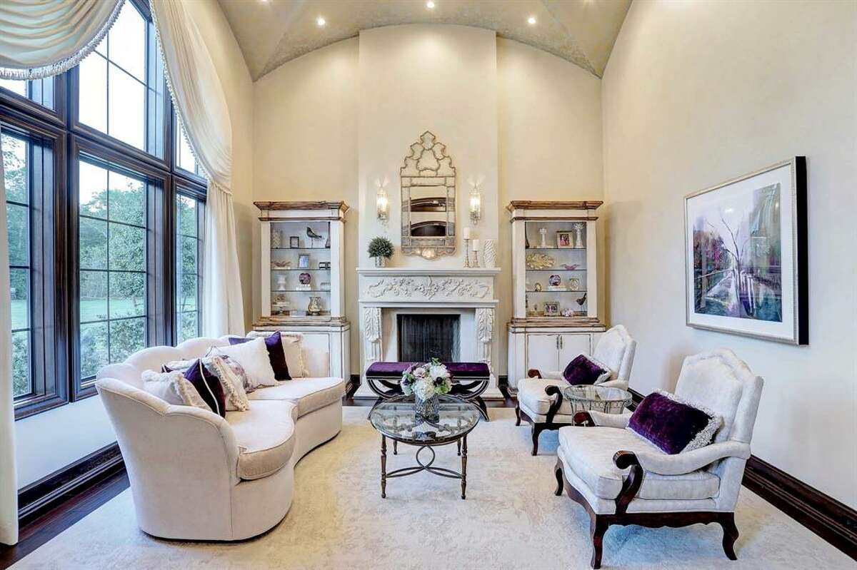 Recently Listed 2 5m Crosby Ranch Comes With Its Own Mini Water Park And Lazy River