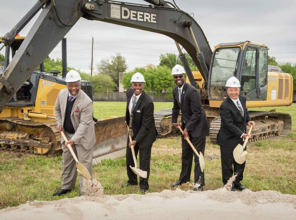 Harris County Department of Education kicked off construction on a new, 47,970-square-foot school to replace Academic and Behavior School West at a ceremonial groundbreaking April 3, 2019, at 12772 Medfield Drive in southwest Houston.