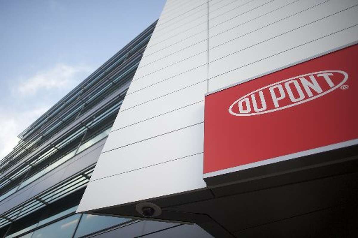 WILMINGTON, DE : Dupont corporate headquarters is seen on December 11, 2015 in Wilmington, Delaware. Workers at the chemical company's Bayport plant in Pasadena are in the process of unionizing. (Photo by Mark Makela/Getty Images)