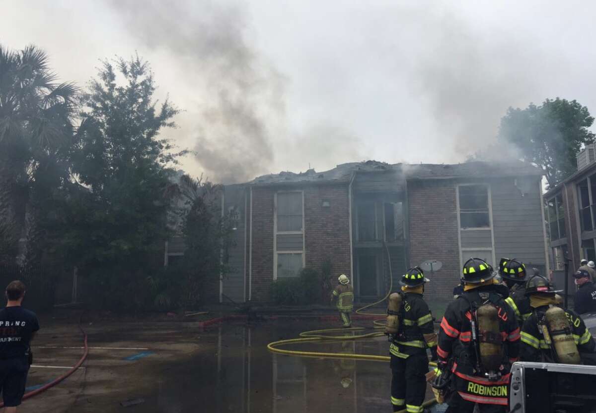 3alarm fire burns apartment complex in northwest Harris County