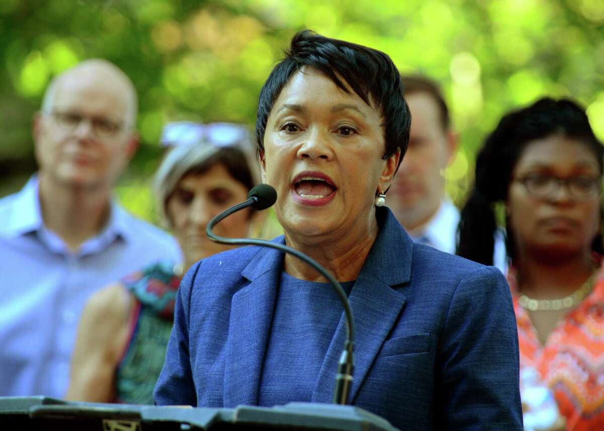 New Haven Mayor Toni Harp addresses the crowd gathered for a unity rally at Wooster Square Park in New Haven, Conn., on Thursday Aug. 30, 2018. During the rally, gubernatorial candidate Ned Lamont spoke about his vision for creating jobs, growing the economy and improving the business climate in Connecticut.