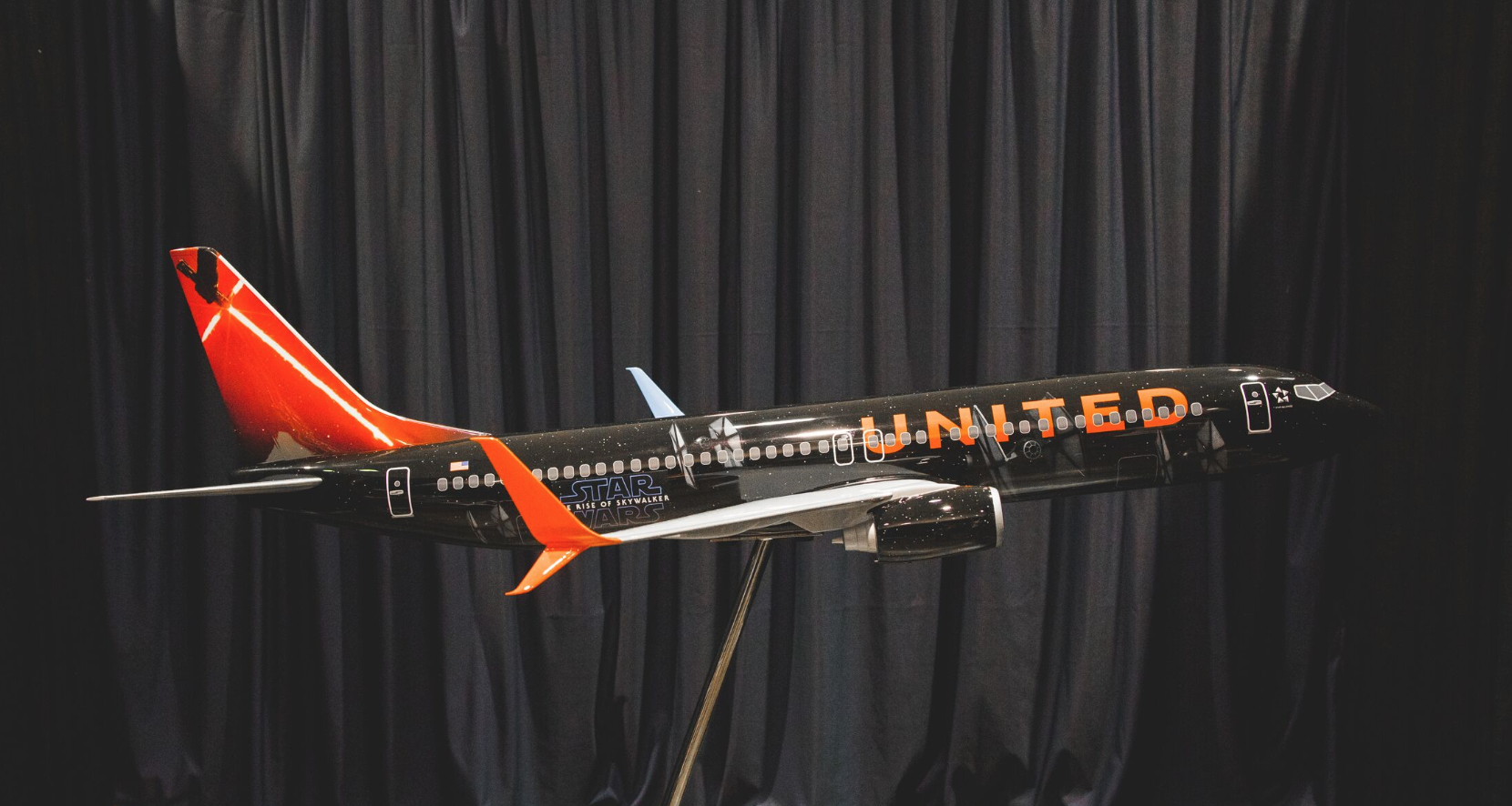 United Airlines unveils new Star Wars look