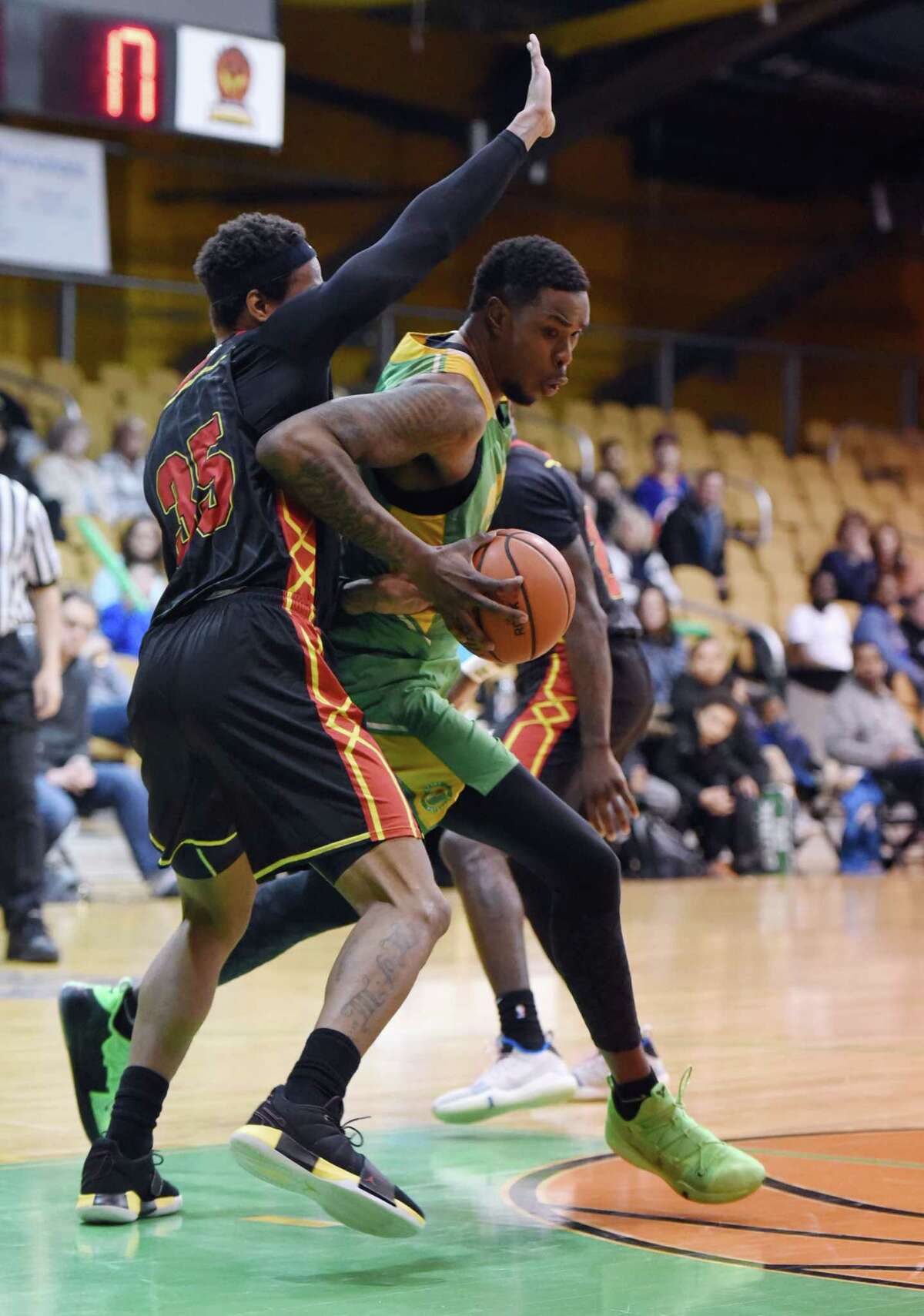 Albany Patroons blast Raleigh in regular-season finale