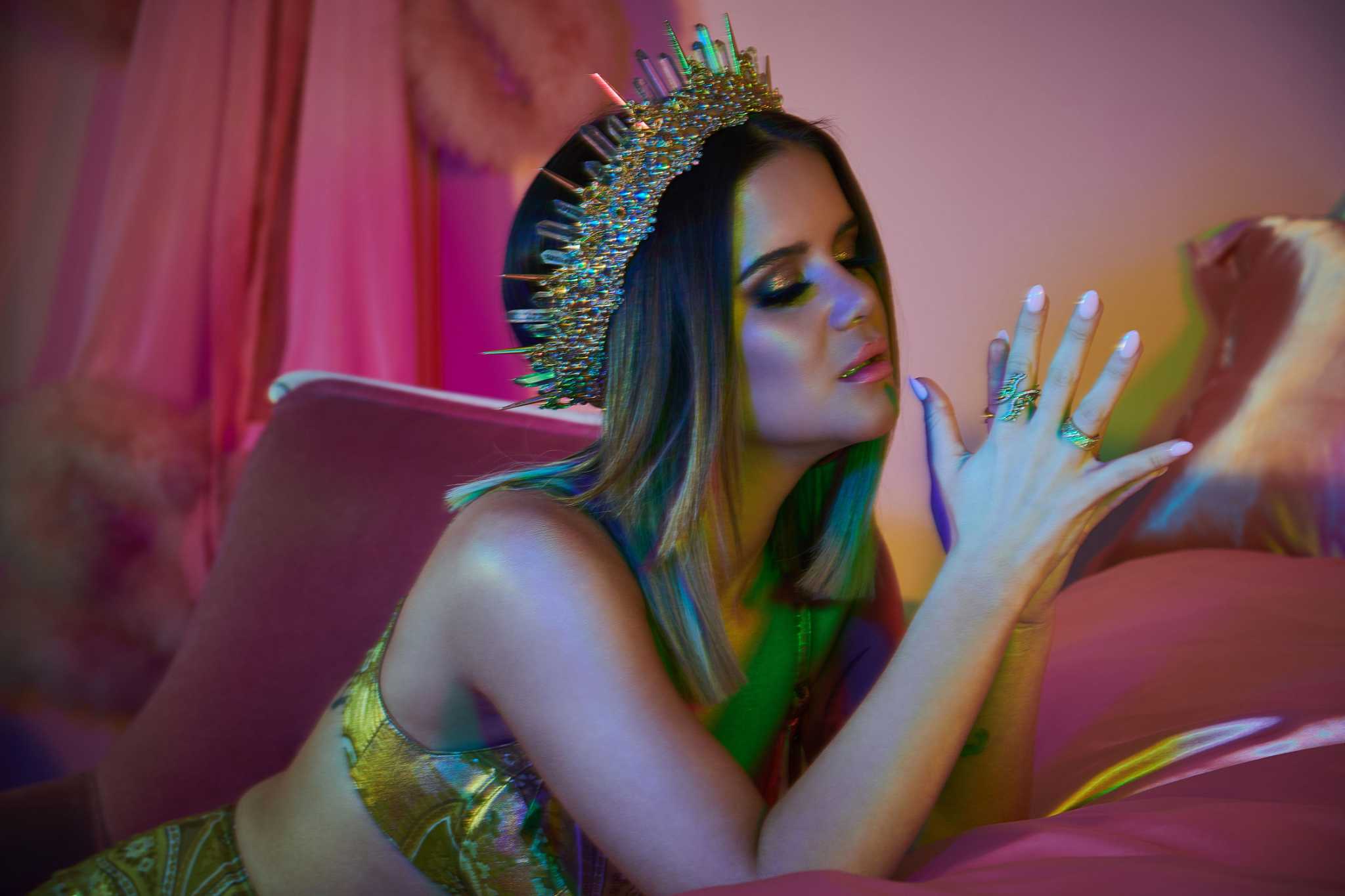 Maren Morris Talks Beyonce Bts And Real Housewives Of Beverly Hills Houstonchronicle Com
