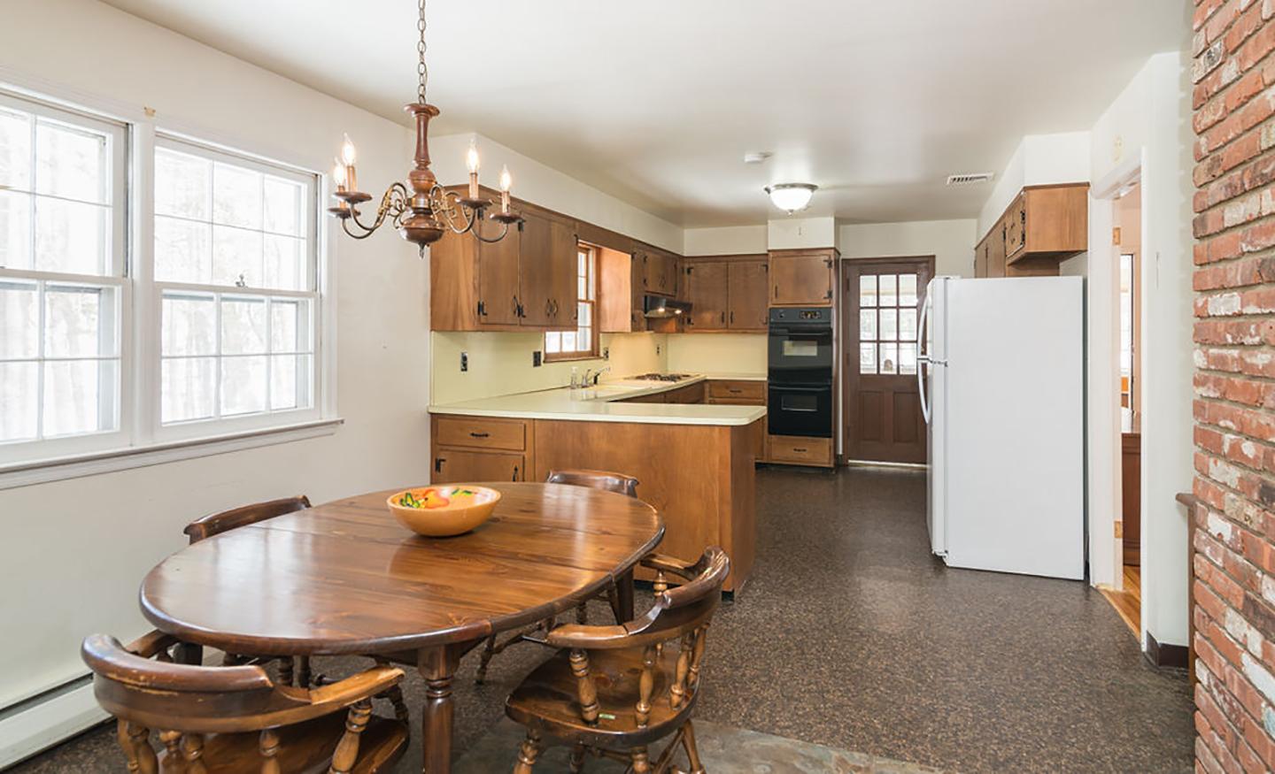 What You Can Buy North Stamford Raised Ranch Stamfordadvocate