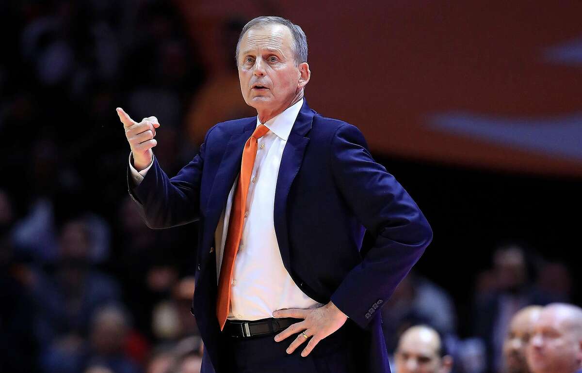 Tennessee head coach Rick Barnes gives instructions to his team in a March 2, 2019, game against Kentucky at Thompson-Boling Arena in Knoxville, Tenn. Barnes is one of two new names that have emerged in UCLA's basketball coaching search. The other is Oklahoma's Lon Kruger. (Andy Lyons/Getty Images/TNS) **FOR USE WITH THIS STORY ONLY**