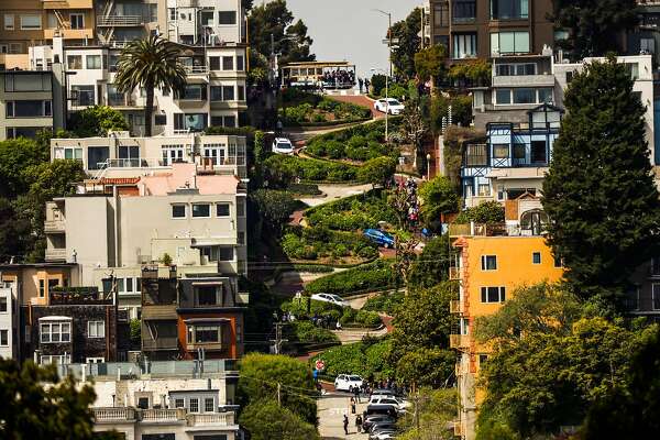 Steep toll for crooked Lombard Street moves forward ...