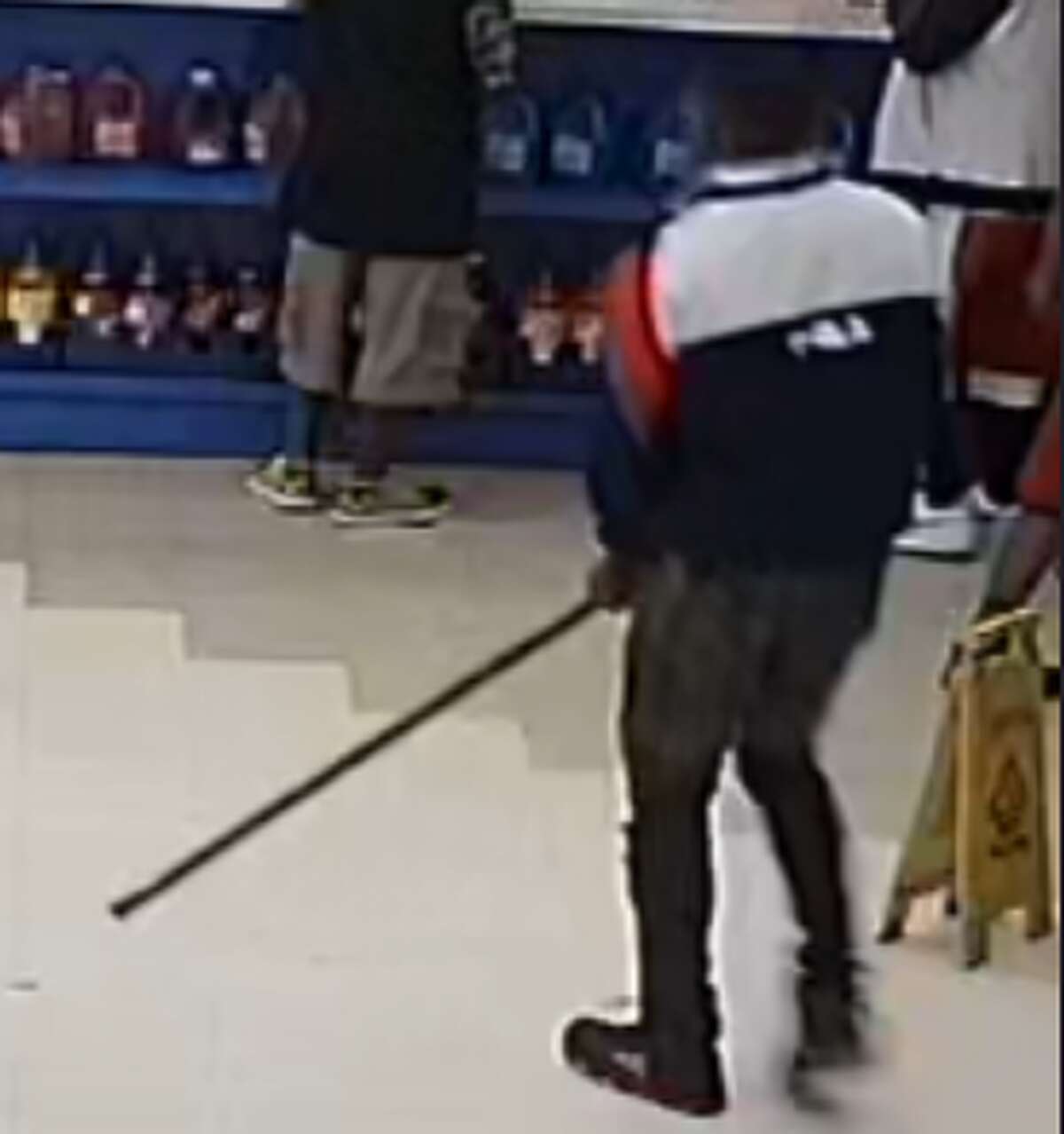 Man beaten to death with stick in Northeast Houston food market