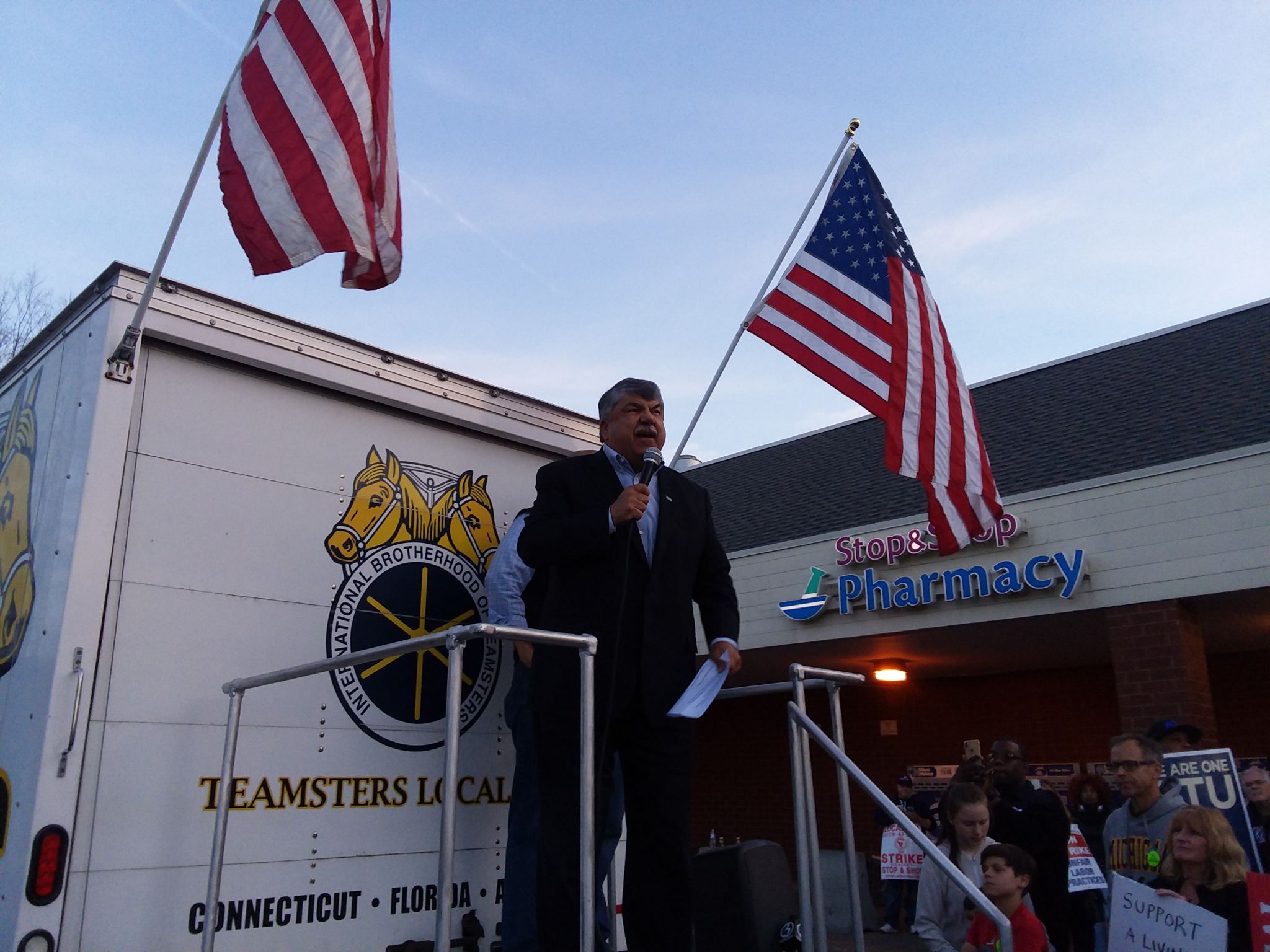 Stop Shop Strike Brings Afl Cio President To New Haven New Haven Register