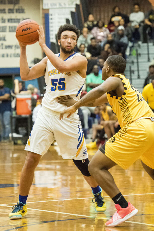 Super Yooper Mhs S Isaiah Bridges Signs With Michigan Tech