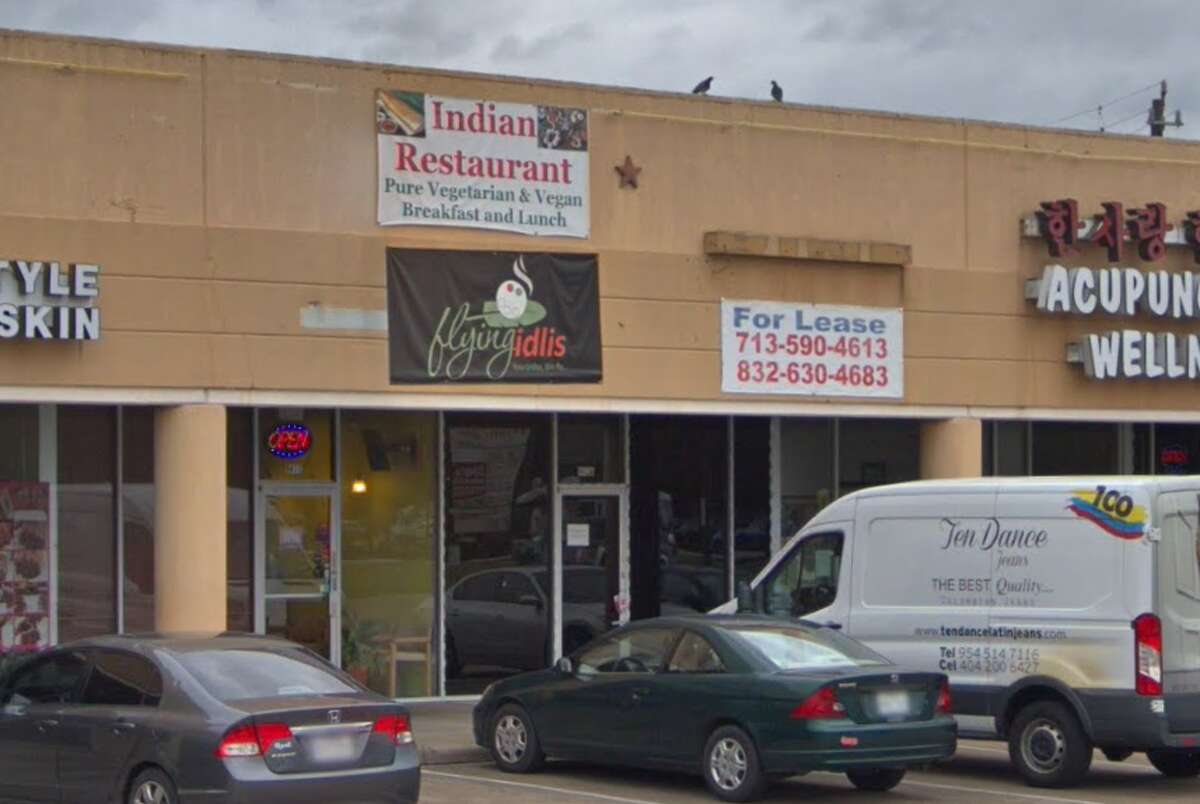 Roach infestation temporarily closes Houston restaurant during