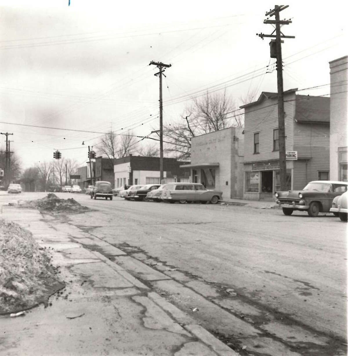 Freeland. Freeland State Bank in center. late 1950s.